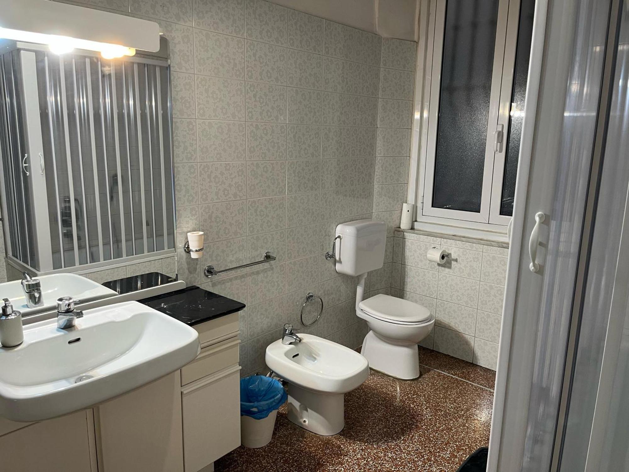 Appartamento Tolemaide Genua Exteriör bild